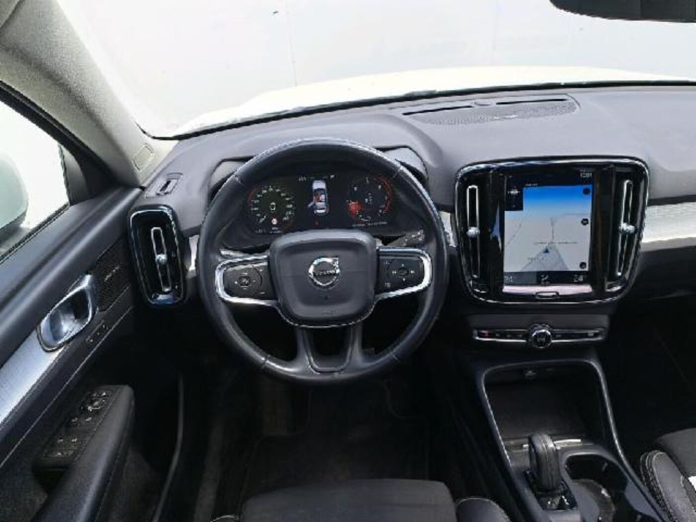 Volvo  XC40 D3 Momentum Automático